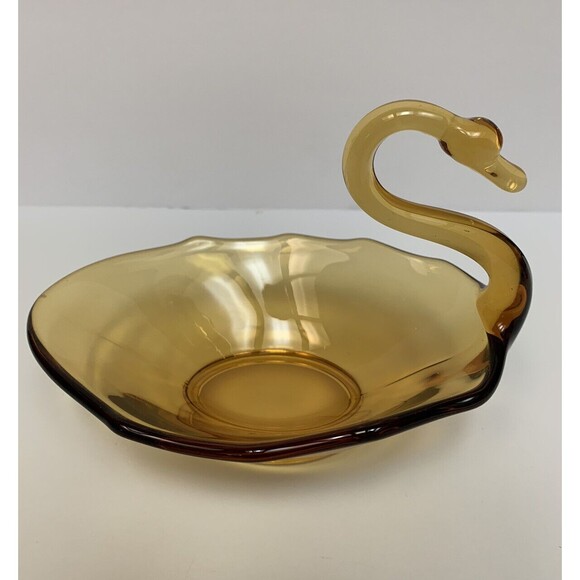 Vintage Viking Amber‎ Swan Candy Dish with Rippled Edges - Picture 3 of 6